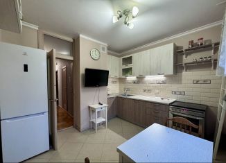 Сдача в аренду 2-комнатной квартиры, 60 м2, Москва, Новокосинская улица, 29, район Новокосино