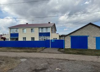 Продается трехкомнатная квартира, 59.5 м2, село Толбазы, улица Химиков, 14