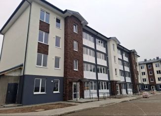 2-ком. квартира на продажу, 47.6 м2, посёлок Голубево, Лазурная улица, 5