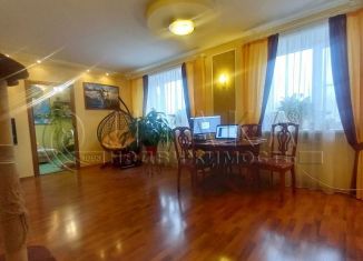 Трехкомнатная квартира на продажу, 62.2 м2, Выборг, Спортивная улица, 10