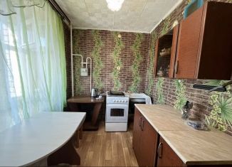 Сдается в аренду однокомнатная квартира, 35 м2, Сыктывкар, улица Славы, 4