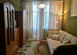 Сдам в аренду 3-комнатную квартиру, 62 м2, Москва, улица Трофимова, 19к2, улица Трофимова