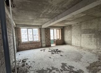 Продаю двухкомнатную квартиру, 73 м2, Махачкала, улица Хаджи Булача, 16, ЖК Ак-Гёль