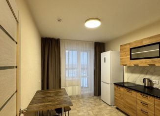 Сдаю однокомнатную квартиру, 43 м2, поселок Зональная Станция, улица Титова, 12