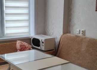 Сдается в аренду 1-комнатная квартира, 35 м2, Вологда, Молодёжная улица, 20