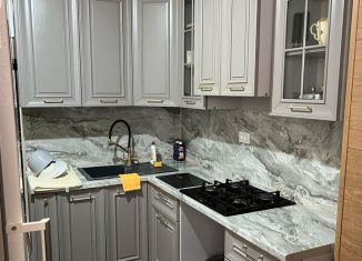 Продается 3-ком. квартира, 97 м2, Буйнакск, микрорайон Дружба, 52