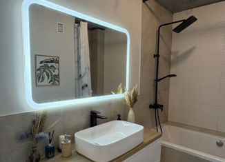 Трехкомнатная квартира на продажу, 61.8 м2, Верхняя Пышма, улица Мальцева, 1, ЖК Рифей