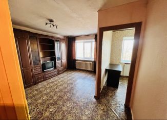 Продается однокомнатная квартира, 30.6 м2, Прокопьевск, Комсомольская улица, 3