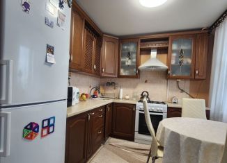 Продается 1-ком. квартира, 36 м2, Азнакаево, улица Шайхутдинова, 15