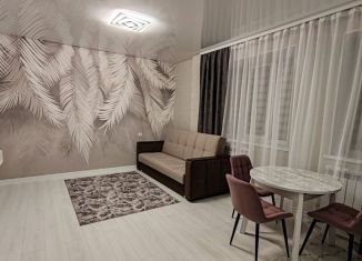 Сдается двухкомнатная квартира, 70 м2, Кстово, Парковая улица, 13