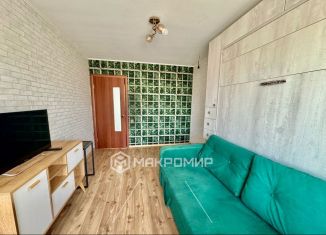 Продам 2-ком. квартиру, 43.8 м2, Челябинск, Знаменская улица, 2