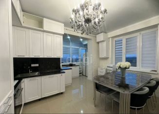 Продажа 3-комнатной квартиры, 90 м2, Магас, улица Бота Гагиева, 12В