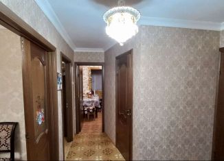 Продаю 3-комнатную квартиру, 70 м2, Тырныауз, улица Энеева, 2