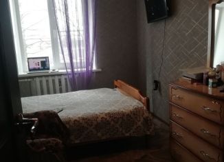 Продается трехкомнатная квартира, 57.1 м2, город Семилуки, улица Чкалова, 2
