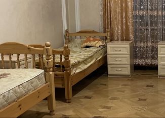 Аренда комнаты, 30 м2, Москва, Варшавское шоссе, 60, метро Нахимовский проспект