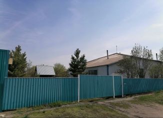 Продается 4-ком. квартира, 74 м2, село Баган, Молодёжная улица, 57