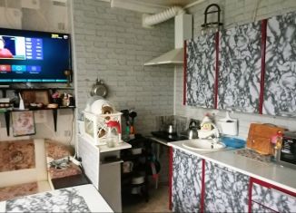 2-комнатная квартира на продажу, 55.7 м2, станица Анастасиевская, Красная улица