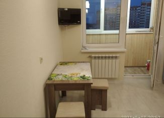 Сдам 1-комнатную квартиру, 45 м2, Тула, улица Конструктора Грязева, 4, ЖК Зеленстрой-2