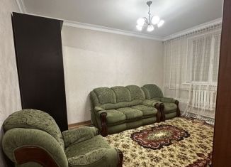 Сдается в аренду 1-комнатная квартира, 42 м2, Каспийск, Советская улица, 24