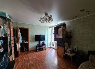 Продается двухкомнатная квартира, 43 м2, Омск, 13-я Северная улица, 169
