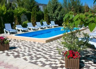 Сдаю комнату, 21 м2, поселок городского типа Заозерное, Севастопольская улица, 37