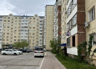 2-ком. квартира в аренду, 50 м2, Дагестан, улица Сталина, 1