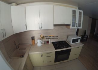 Сдам в аренду 1-ком. квартиру, 42 м2, Республика Башкортостан, улица Ленина, 130