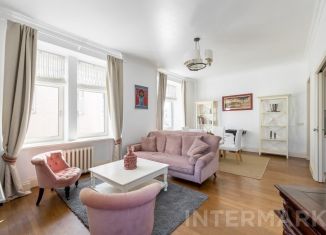 Аренда трехкомнатной квартиры, 80 м2, Москва, улица Большая Ордынка, 9/4с1, улица Большая Ордынка