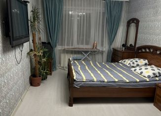 Сдается 2-ком. квартира, 69 м2, Нижний Ломов, улица Островского, 5А