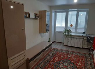 Продается 3-комнатная квартира, 62.8 м2, поселок городского типа Алексеевка, Уральская улица, 55