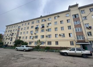 2-комнатная квартира на продажу, 63 м2, Адыгейск, Коммунистическая улица, 12