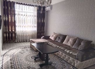 Сдается 2-комнатная квартира, 84 м2, Каспийск, проспект Акулиничева, 1
