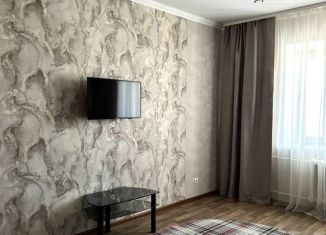 Сдача в аренду 1-комнатной квартиры, 37 м2, Тобольск, 4-й микрорайон, 17