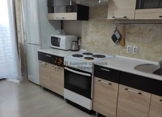 Сдам двухкомнатную квартиру, 50 м2, Республика Башкортостан, улица Лётчика Кобелева, 3