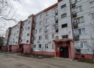 Продам 2-комнатную квартиру, 56 м2, Элиста, 6-й микрорайон