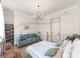 Сдается 3-комнатная квартира, 130 м2, Москва, Костянский переулок, 14, Костянский переулок