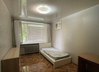 Сдается 2-комнатная квартира, 45 м2, Москва, Наро-Фоминская улица, 11, станция Солнечная