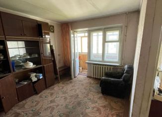 Продажа 3-ком. квартиры, 56 м2, Курган, улица Рихарда Зорге, 54, жилой район Центральный