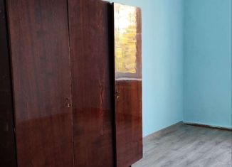 Продам двухкомнатную квартиру, 54 м2, рабочий посёлок Магнитка, Центральная площадь