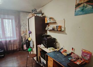 Продам однокомнатную квартиру, 18.5 м2, поселок городского типа Бачатский, Комсомольская улица