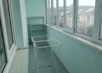 Сдача в аренду 3-комнатной квартиры, 114 м2, Новороссийск, улица Свободы, 3/5