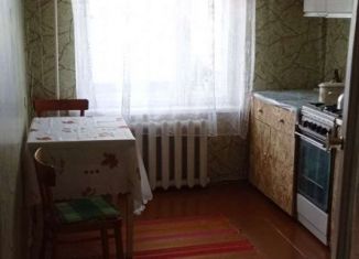 Продаю трехкомнатную квартиру, 59 м2, Острогожск, Северный микрорайон, 4