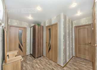 Продаю 2-комнатную квартиру, 43.1 м2, Челябинск, улица Калмыкова, 8