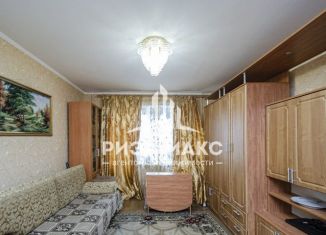 Продам 2-комнатную квартиру, 52.5 м2, Брянск, Институтская улица, 142