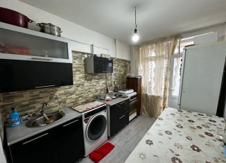 Продается 3-ком. квартира, 62.8 м2, Грозный, проспект Ахмат-Хаджи Абдулхамидовича Кадырова, 55