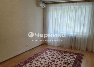 Продам четырехкомнатную квартиру, 83 м2, Ростовская область, Украинская улица, 58