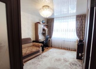 Продам 3-комнатную квартиру, 68 м2, Татарстан, проспект Раиса Беляева, 50