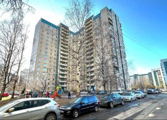 Продажа трехкомнатной квартиры, 70 м2, Санкт-Петербург, Богатырский проспект, 37к2