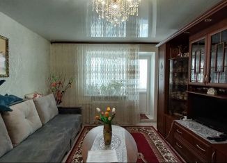 Продается двухкомнатная квартира, 49 м2, Курганская область, улица Достоевского, 57