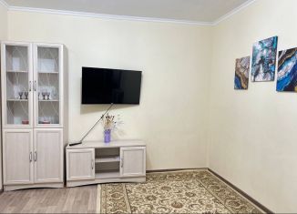 Продаю 1-комнатную квартиру, 39 м2, Краснодарский край, улица Атарбекова, 25